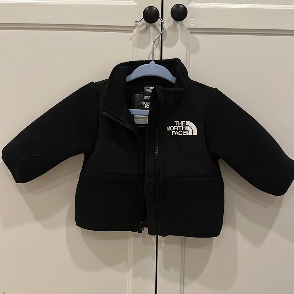 North Face Infant 0-3 Month Jacket, Brand New No Tag